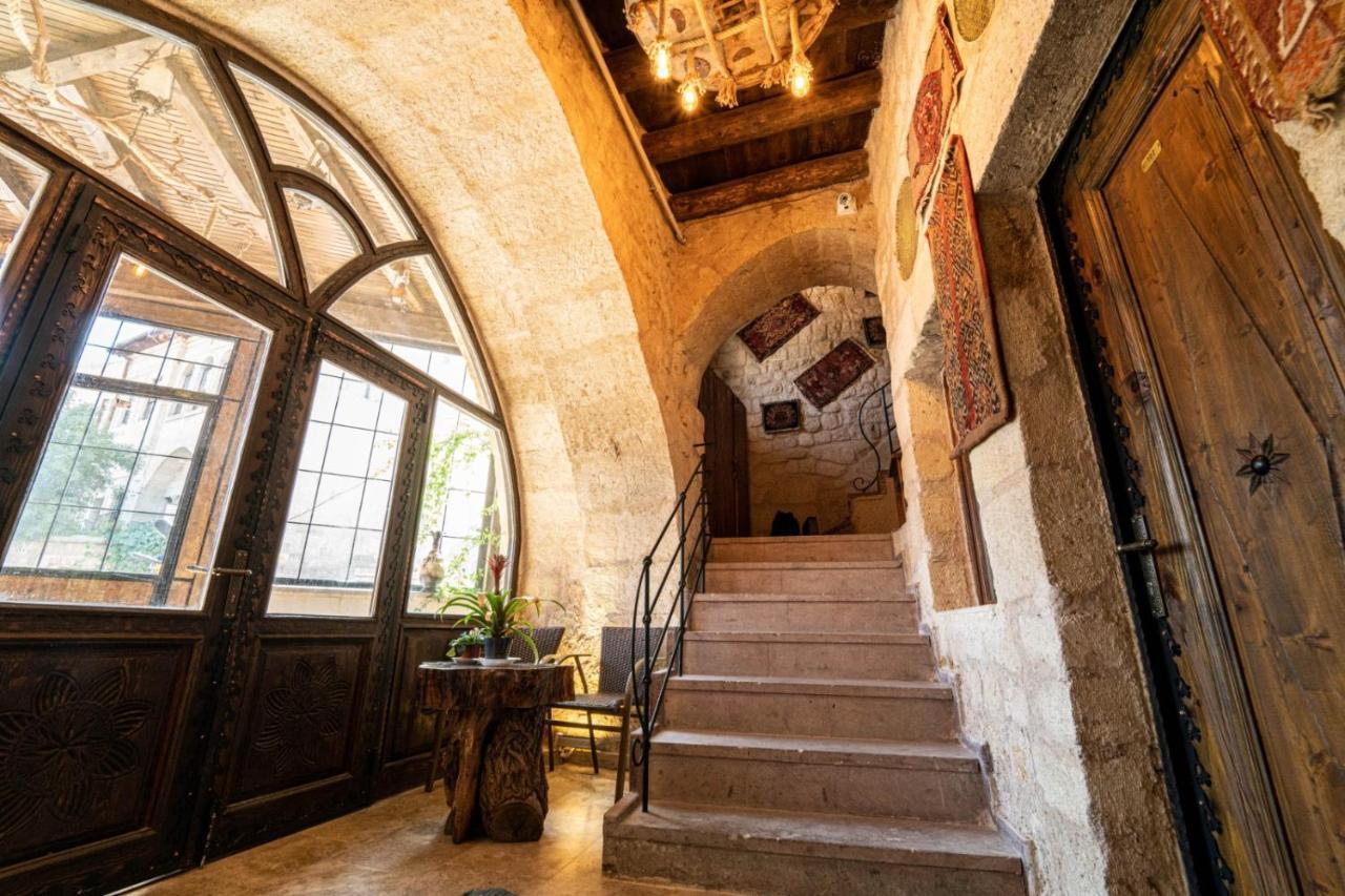 Efendi Cave Hotel Ürgüp Bagian luar foto