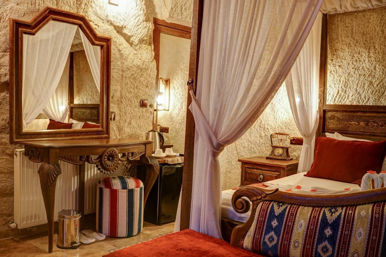 Efendi Cave Hotel Ürgüp Bagian luar foto