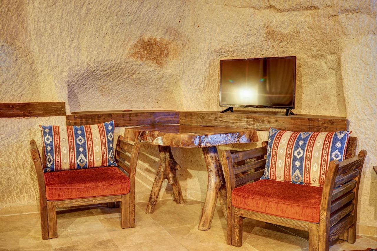 Efendi Cave Hotel Ürgüp Bagian luar foto