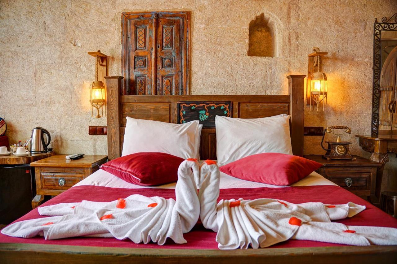 Efendi Cave Hotel Ürgüp Bagian luar foto