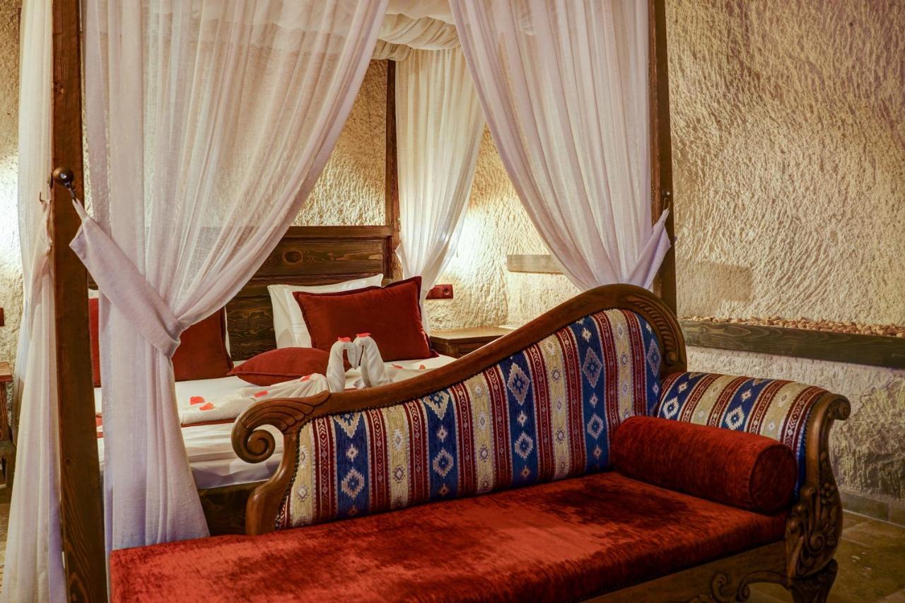 Efendi Cave Hotel Ürgüp Bagian luar foto